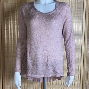 Bar lll Blush Rose Sweater With Silky Accordion Back Size Medium